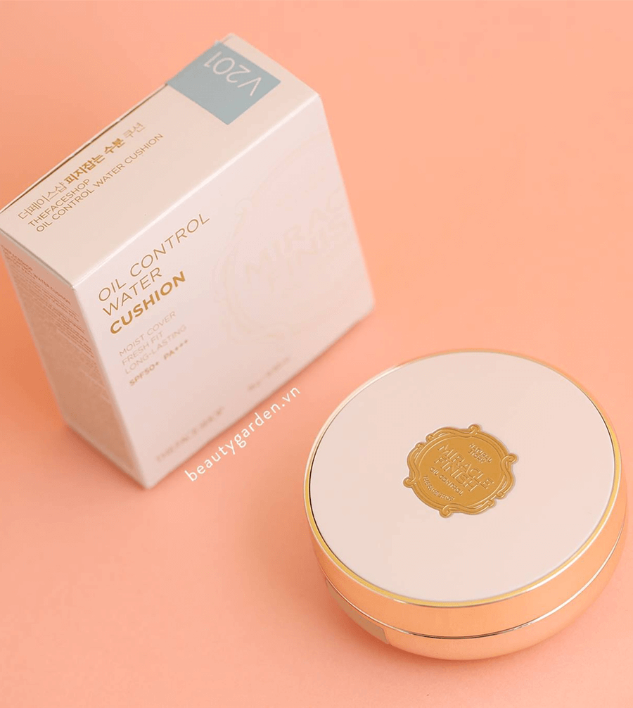 Phấn nước kiềm dầu The Face Shop Oil Control Water Cushion
