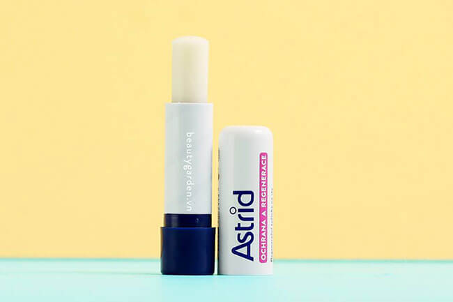 Son dưỡng môi Astrid Lip Balm