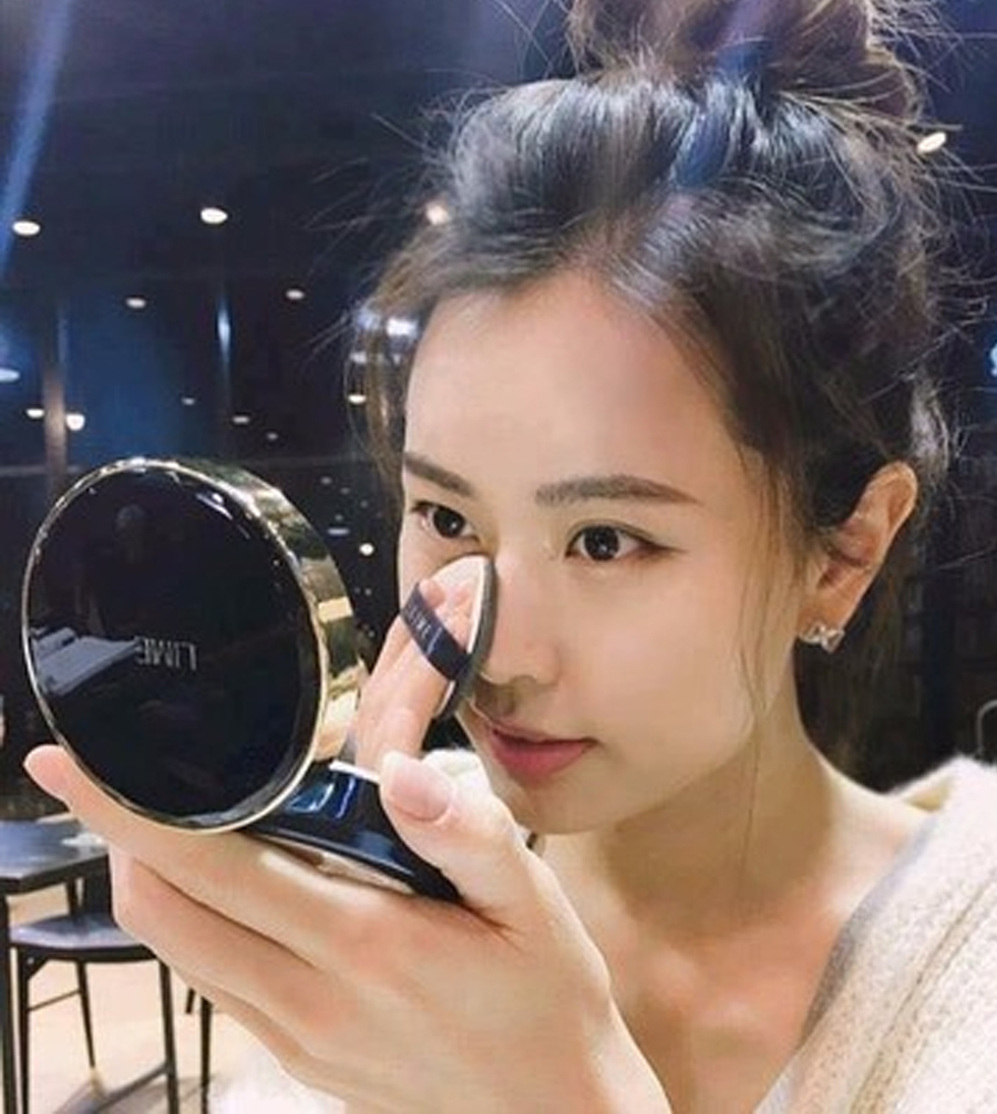 Thành phần từ Hoa Sen và những thảo dược ngoài che khuyết điểm còn giúp dưỡng da của bạn Thành phần từ Hoa Sen và những thảo dược ngoài che khuyết điểm còn giúp dưỡng da của bạn