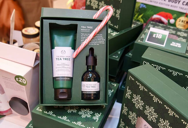 bo duong da giam mun the body shop tea tree rescue kit hinh anh 1