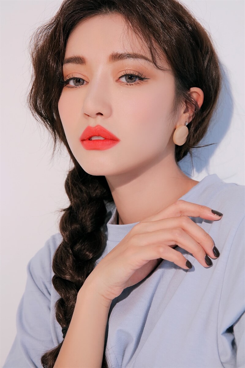 Màu son Save me - cực kỳ thích hợp cho những cô nàng thích sự nhẹ nhàng