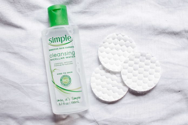 review dong tay trang simple micellar cleansing water hinh anh 1