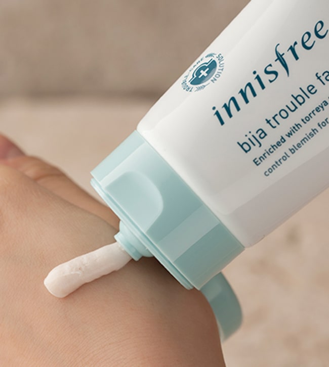 review innisfree bija anti trouble facial foam hinh anh 1