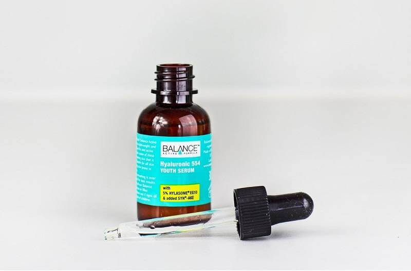 giúp tăng độ đàn hồi cho da, làm đầy các nếp nhăn cũ và ngăn chặn sự hình thành các nếp nhăn mới, 