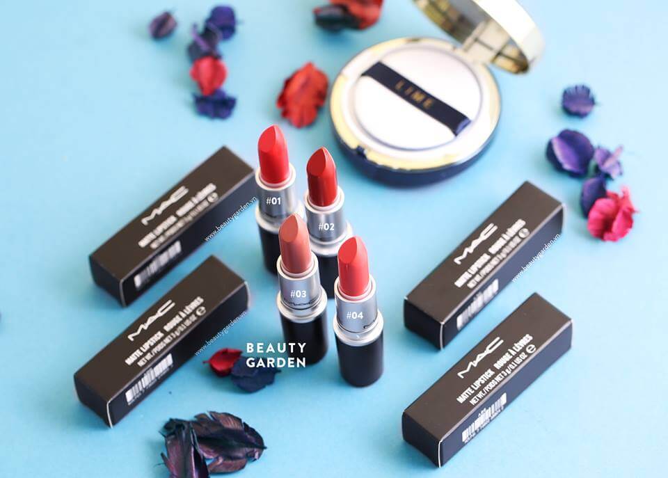 Đây là dòng son của thương hiệu nổi tiếng được rất nhiều cô gái yêu thích