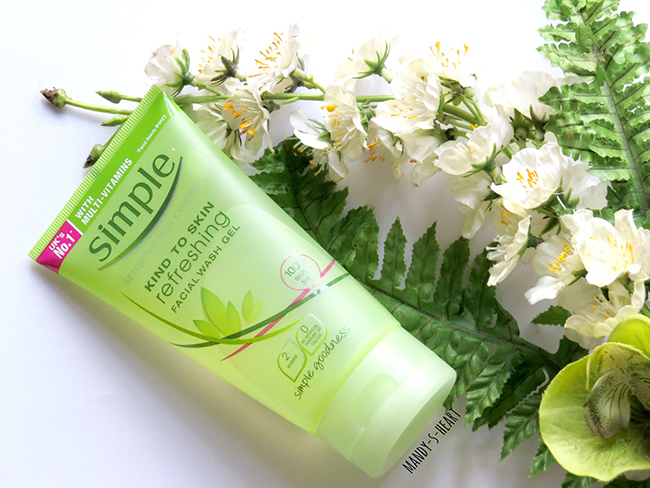 tham khao review sua rua mat simple kind to skin refreshing facial wash gel hinh anh 6