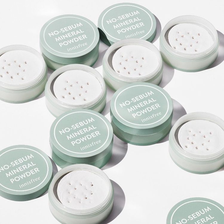 Phấn Phủ Bột Kiềm Dầu Innisfree NoSebum Mineral Powder 5gr